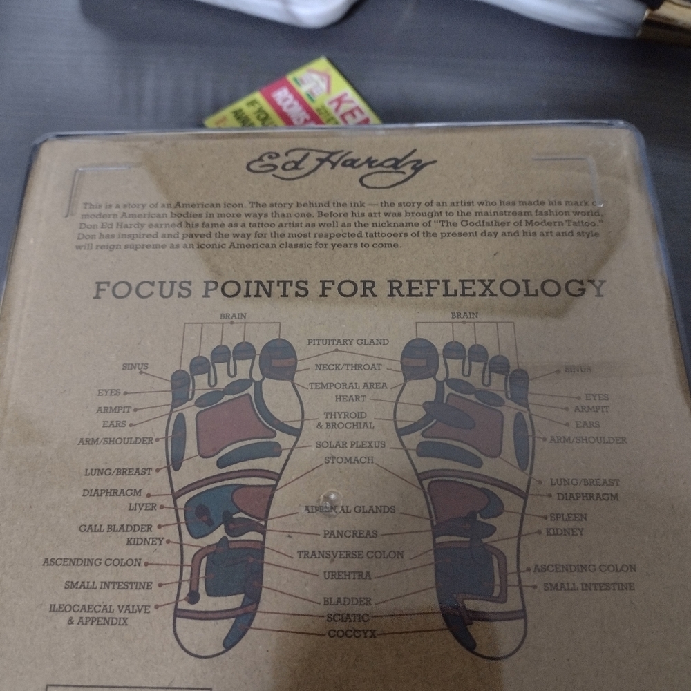 Ed Hardy complete reflexology tool, relieve muscle, tendons and ligaments pain - Picture 4 of 4